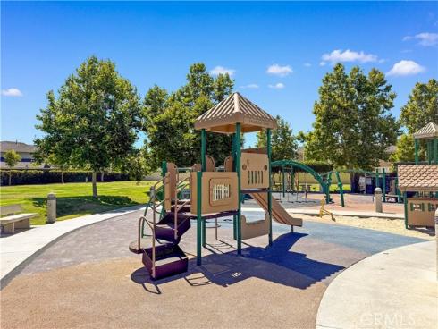 8 Autumn Oak , Irvine, CA
