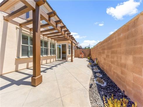 77 Rembrandt , Irvine, CA