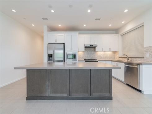 123 Cadence , Irvine, CA