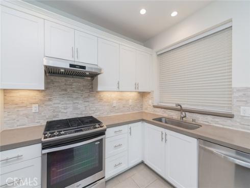 123 Cadence , Irvine, CA