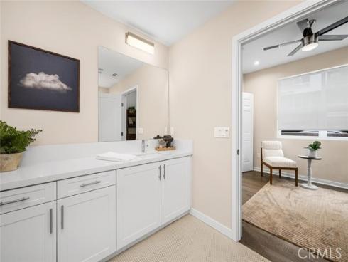 2258 Synergy , Irvine, CA