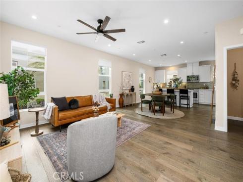 2258 Synergy , Irvine, CA