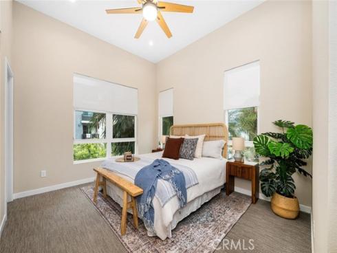 2258 Synergy , Irvine, CA