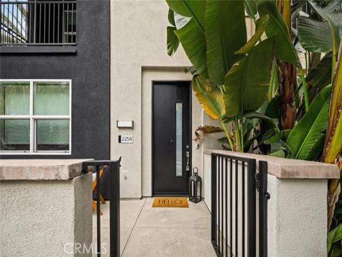 2258 Synergy , Irvine, CA
