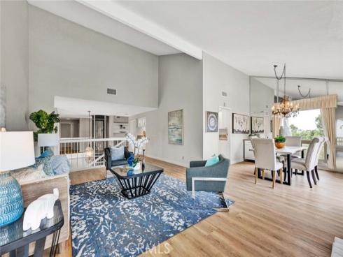 22  Rocky Knoll  , Irvine, CA