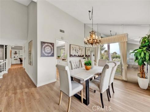 22  Rocky Knoll  , Irvine, CA