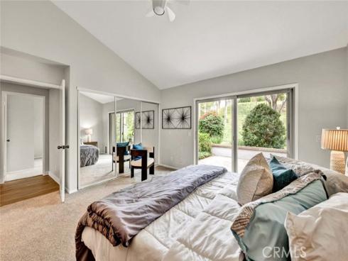 22  Rocky Knoll  , Irvine, CA