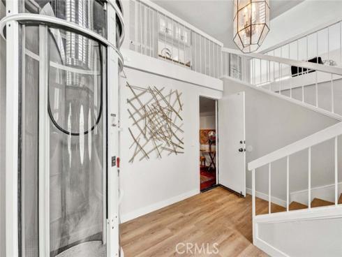 22  Rocky Knoll  , Irvine, CA
