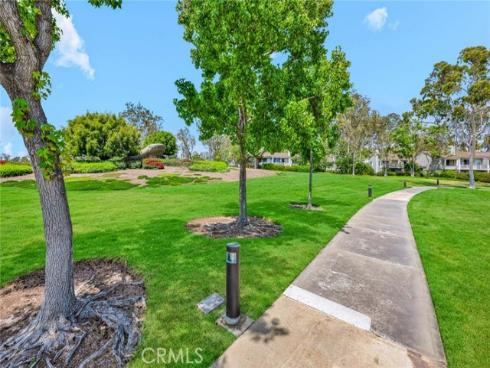 22  Rocky Knoll  , Irvine, CA