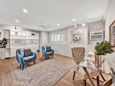 22  Rocky Knoll  , Irvine, CA