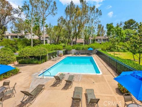 22  Rocky Knoll  , Irvine, CA
