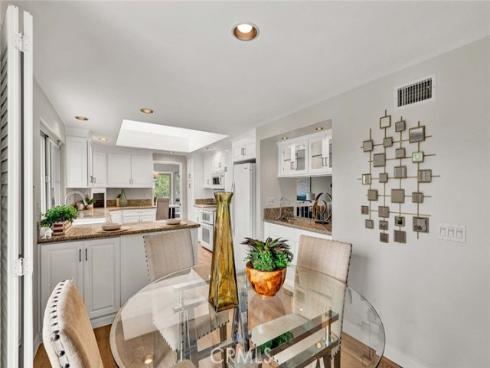 22  Rocky Knoll  , Irvine, CA