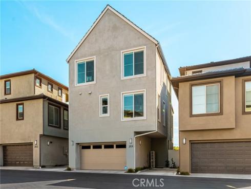 201 Lynx , Irvine, CA