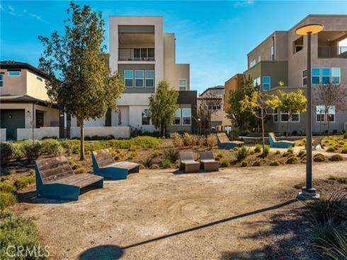 201 Lynx , Irvine, CA
