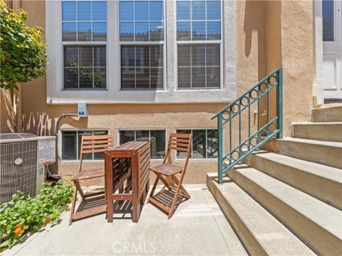 4 Imperial Aisle , Irvine, CA
