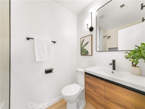 419 Deerfield 93 Avenue, Irvine, CA