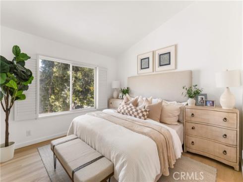 419 Deerfield 93 Avenue, Irvine, CA