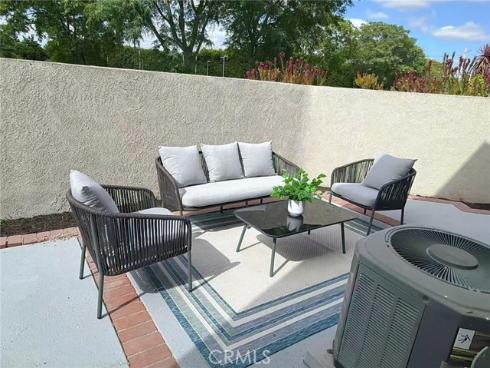 419 Deerfield 93 Avenue, Irvine, CA