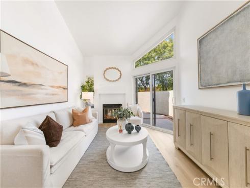419 Deerfield 93 Avenue, Irvine, CA