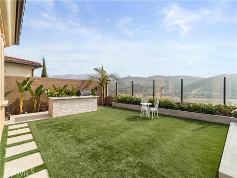 115 Sky Hts , Irvine, CA
