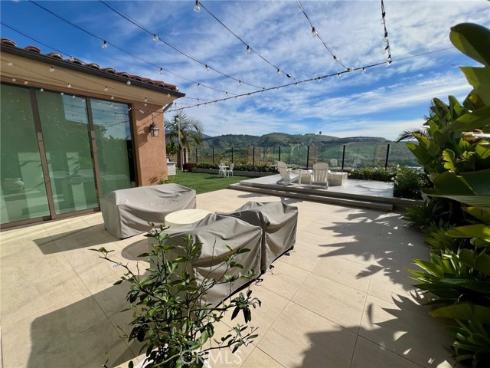 115 Sky Hts , Irvine, CA