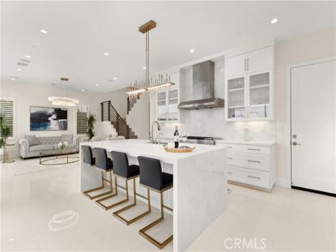 115 Sky Hts , Irvine, CA
