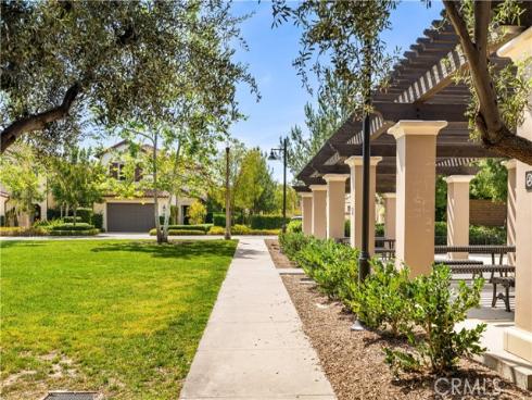 146 Dolci , Irvine, CA