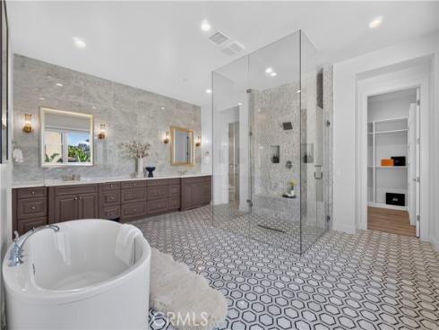61 Buttonquail , Irvine, CA