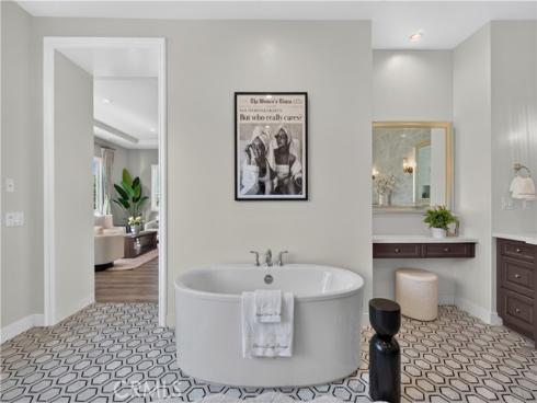 61 Buttonquail , Irvine, CA