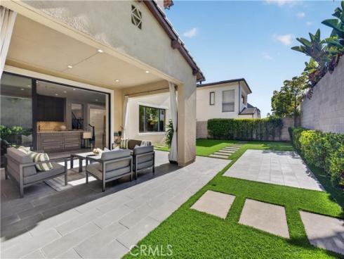 61 Buttonquail , Irvine, CA