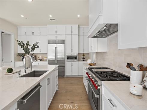 305 Brimwood , Irvine, CA