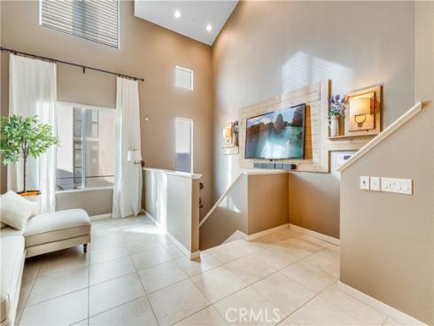 507 Rockefeller , Irvine, CA