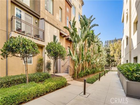507 Rockefeller , Irvine, CA