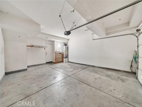 46 Perennial , Irvine, CA