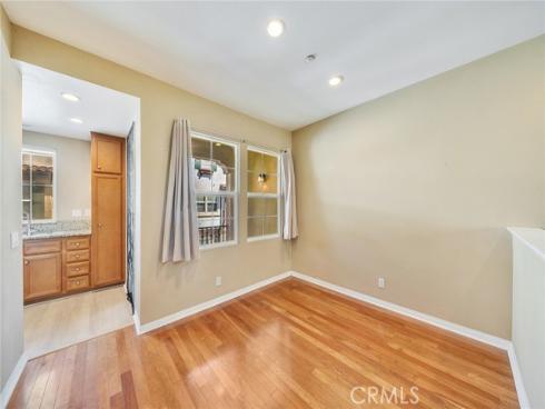 46 Perennial , Irvine, CA
