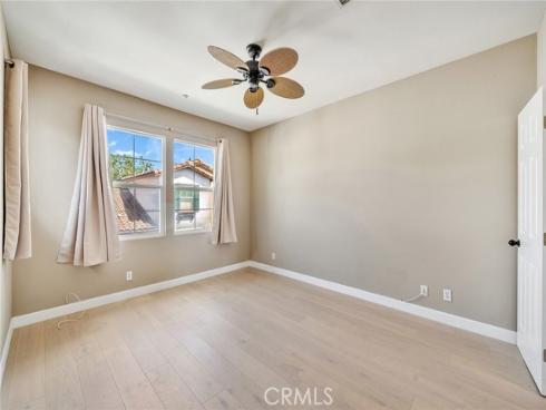 46 Perennial , Irvine, CA
