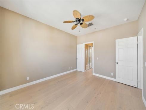 46 Perennial , Irvine, CA