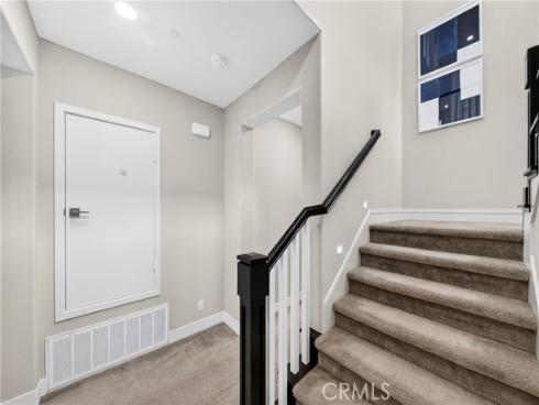 125 Source , Irvine, CA