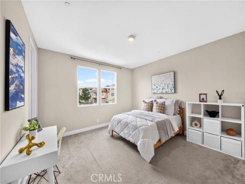 125 Source , Irvine, CA