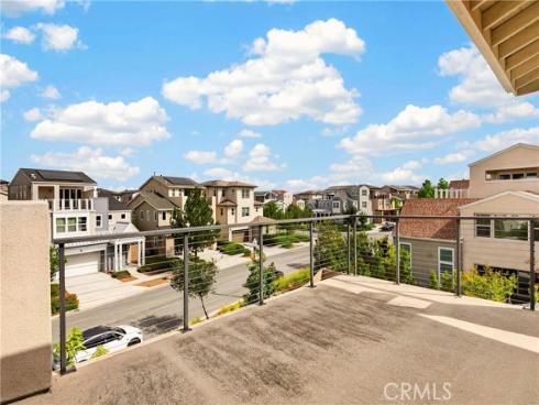 125 Source , Irvine, CA