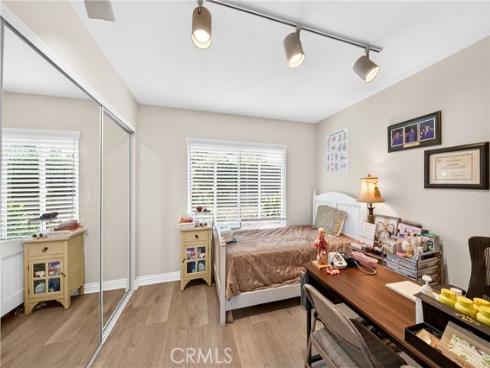 12 Rana , Irvine, CA