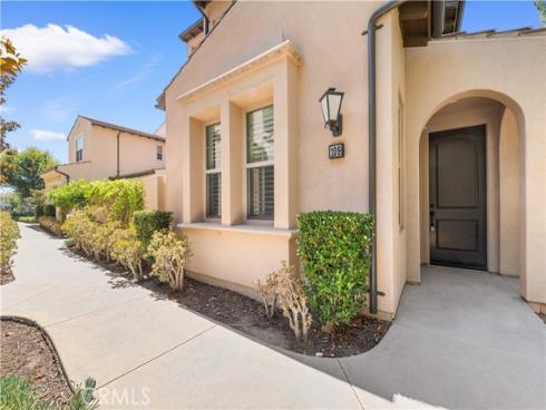 109 Tallowood , Irvine, CA