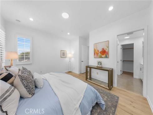 109 Tallowood , Irvine, CA