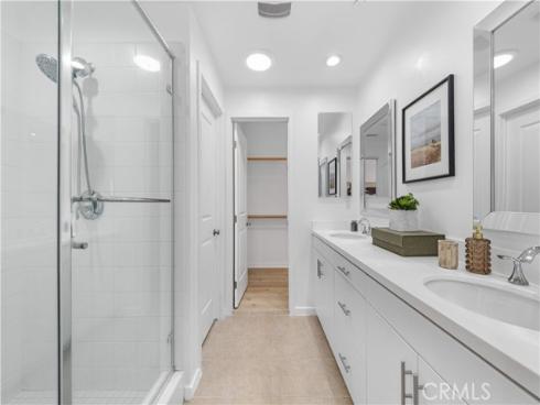 109 Tallowood , Irvine, CA