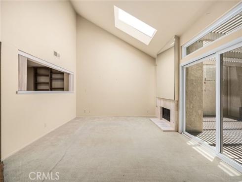 65 Claret , Irvine, CA