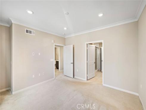 111 Bowery , Irvine, CA