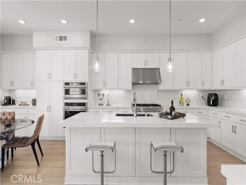 272 Merit , Irvine, CA