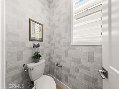 272 Merit , Irvine, CA