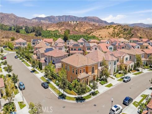 218 Evaroad , Irvine, CA