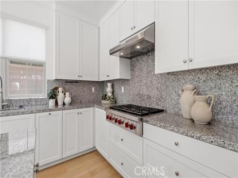 218 Evaroad , Irvine, CA